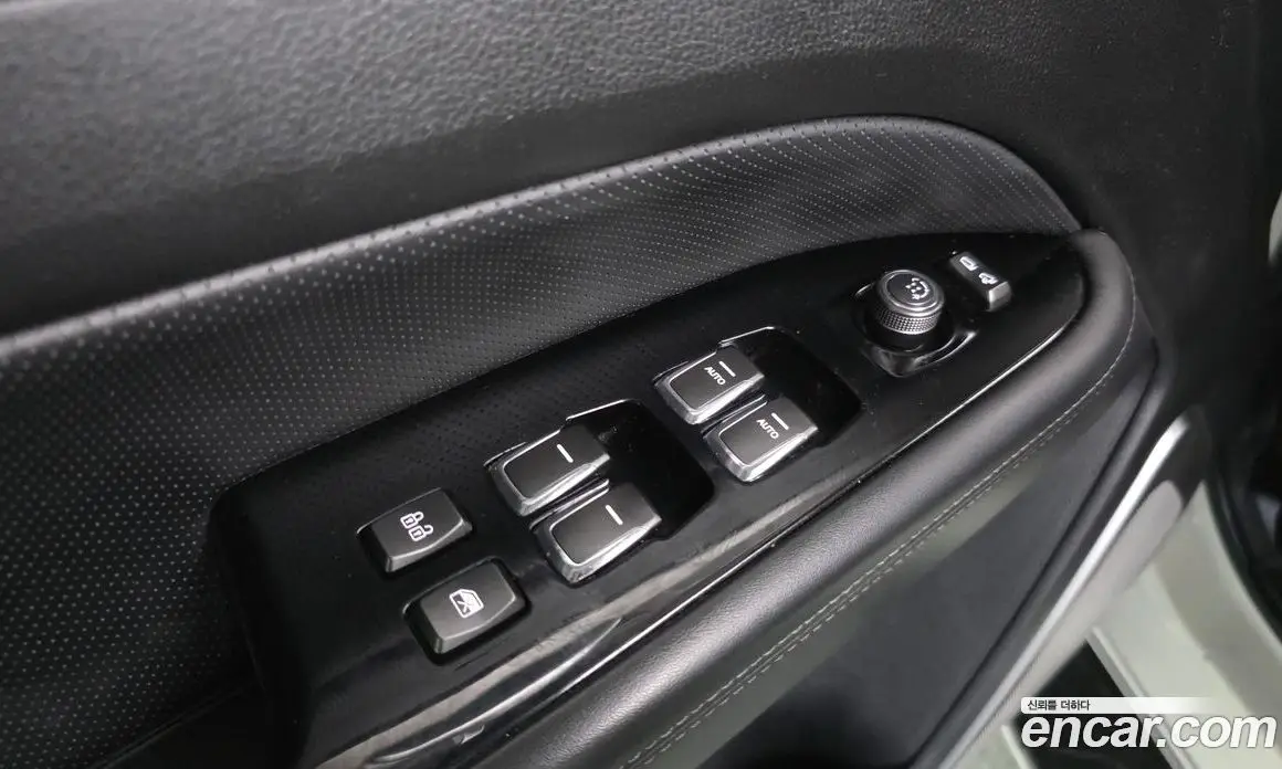 SsangYong Rexton 2018 2.2 автомат (гидро), фото 15