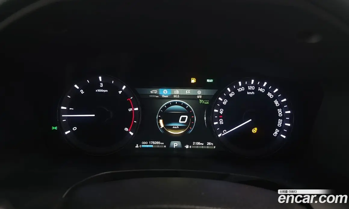 SsangYong Rexton 2018 2.2 автомат (гидро), фото 8