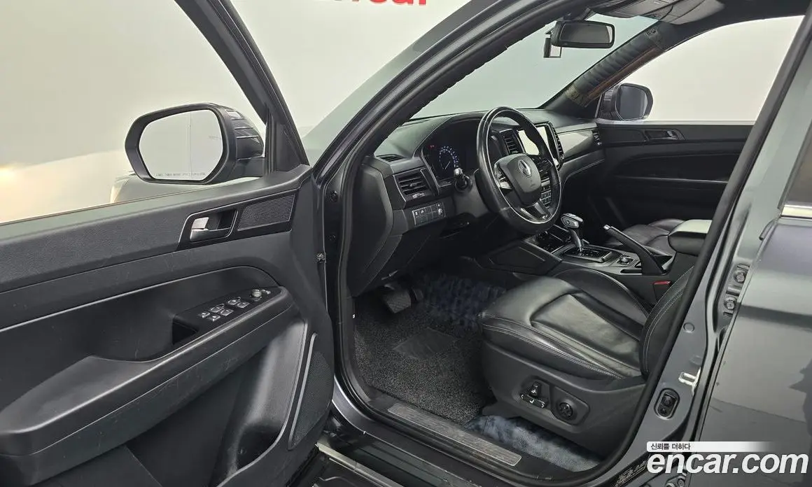 SsangYong Rexton 2019 2.2 автомат (гидро), фото 13