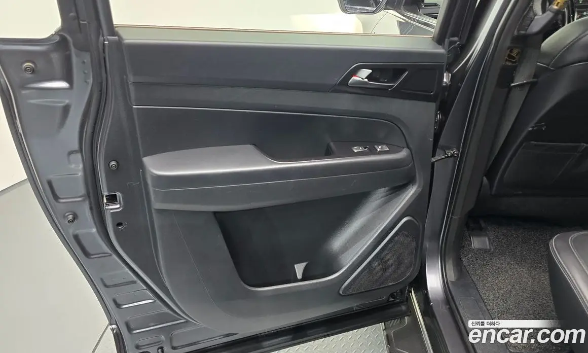 SsangYong Rexton 2019 2.2 автомат (гидро), фото 15