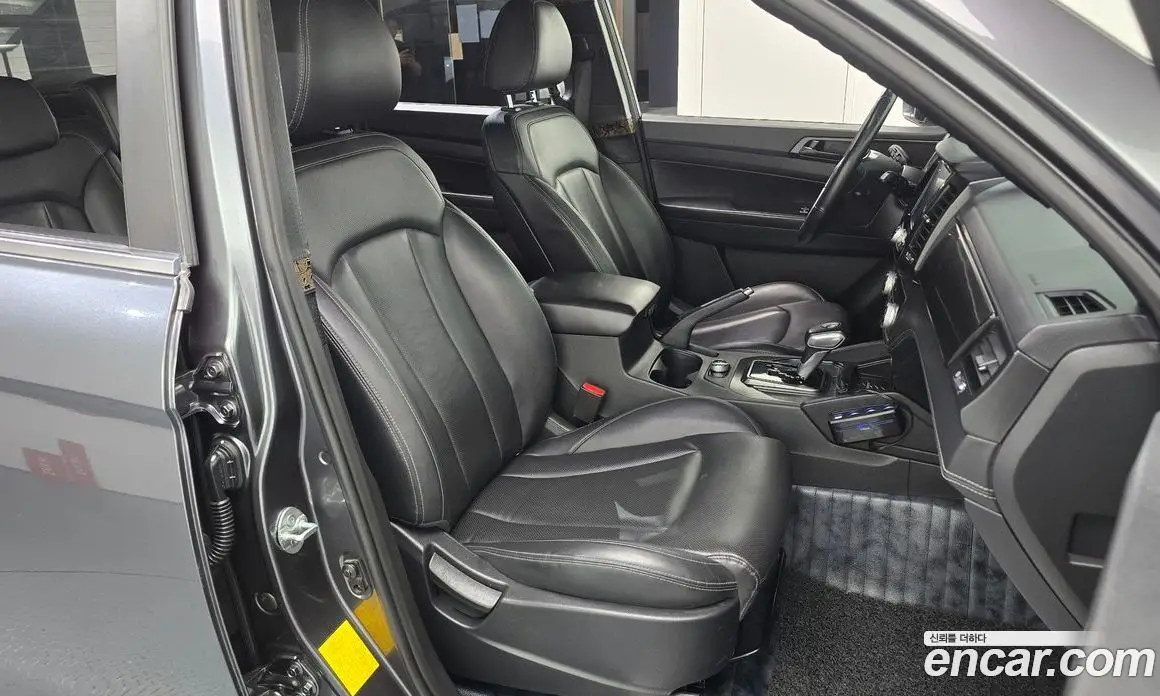 SsangYong Rexton 2019 2.2 автомат (гидро), фото 16