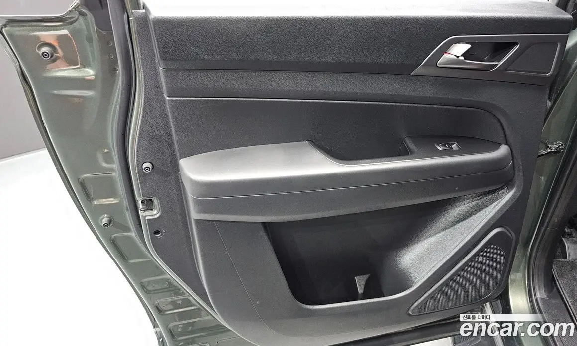 SsangYong Rexton 2023 2.2 автомат (гидро), фото 15