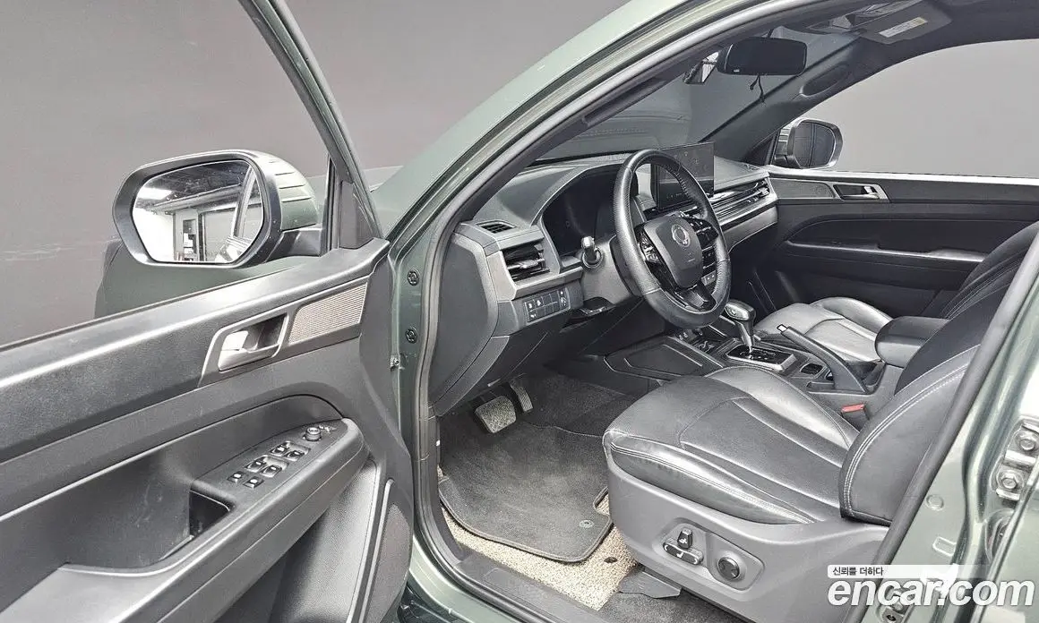 SsangYong Rexton 2023 2.2 автомат (гидро), фото 17