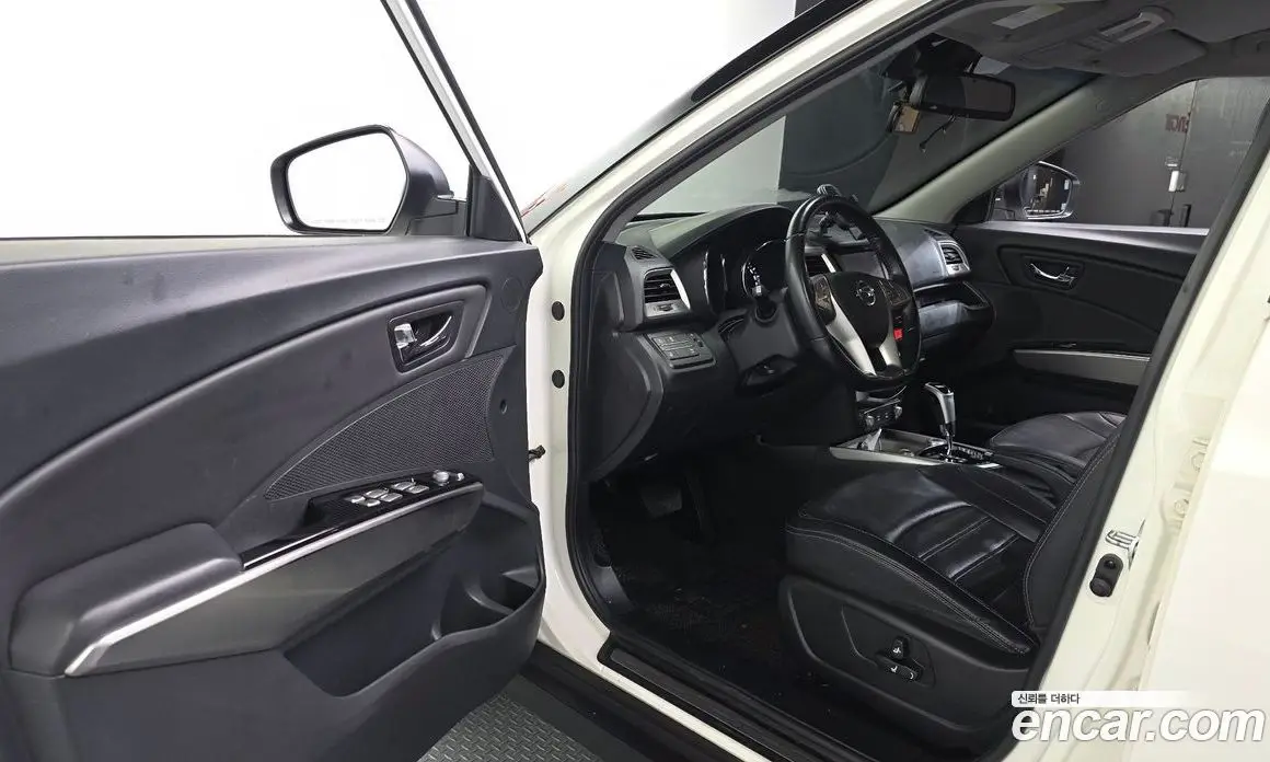SsangYong TIBOLI 2015 1.6 автомат (гидро), фото 13