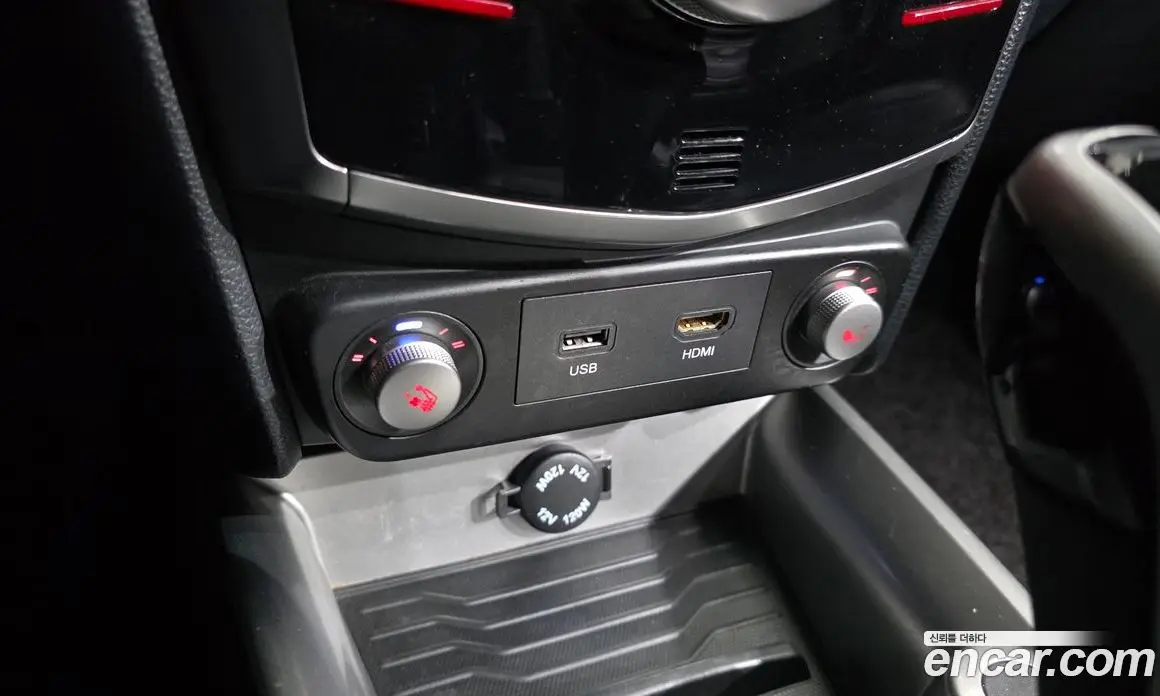 SsangYong TIBOLI 2015 1.6 автомат (гидро), фото 22