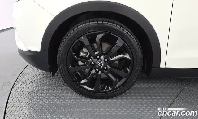 SsangYong TIBOLI 2015 1.6 автомат (гидро), миниатюра 5