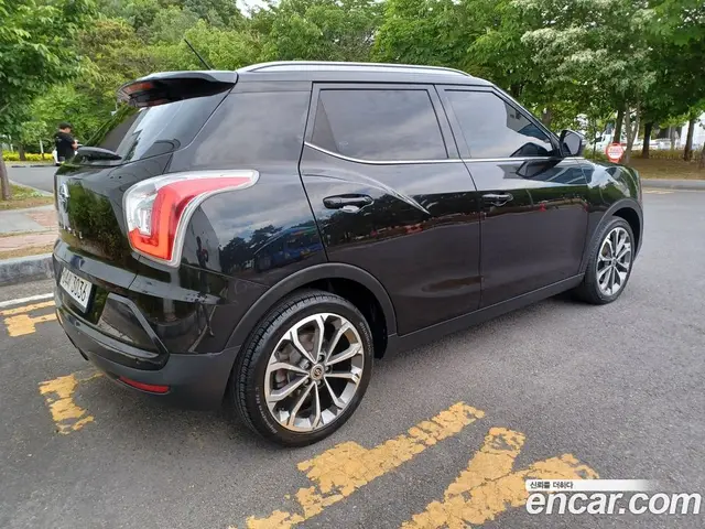 SsangYong TIBOLI 2017 1.6 автомат (гидро), миниатюра 5