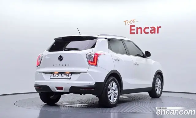 SsangYong TIBOLI 2017 1.6 автомат (гидро), миниатюра 2