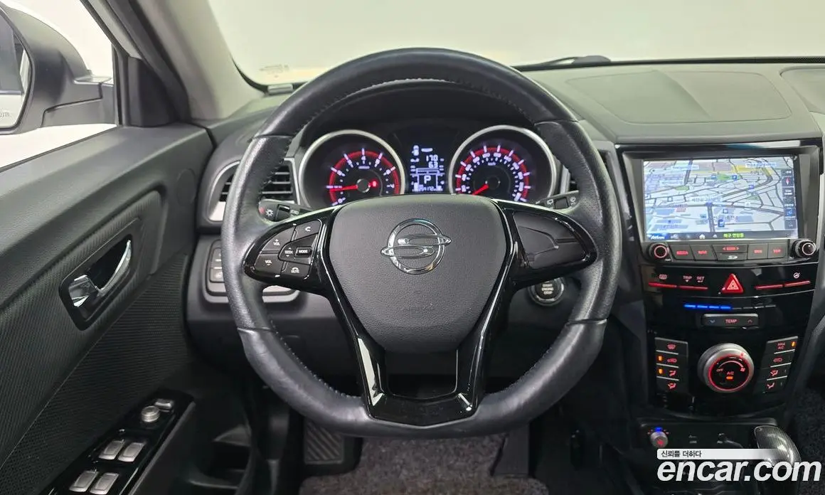 SsangYong TIBOLI 2017 1.6 автомат (гидро), фото 13