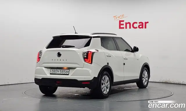SsangYong TIBOLI 2019 1.5 автомат (гидро), миниатюра 2