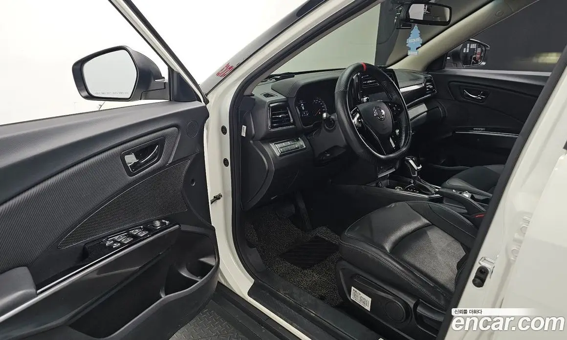 SsangYong TIBOLI 2019 1.5 автомат (гидро), фото 17