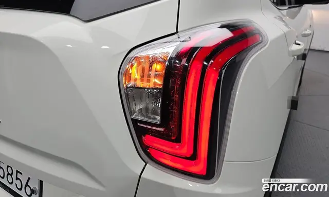 SsangYong TIBOLI 2019 1.5 автомат (гидро), миниатюра 9