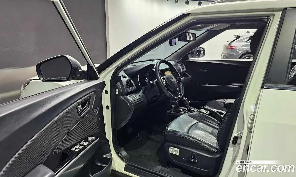 SsangYong TIBOLI 2019 1.6 автомат (гидро), фото 13