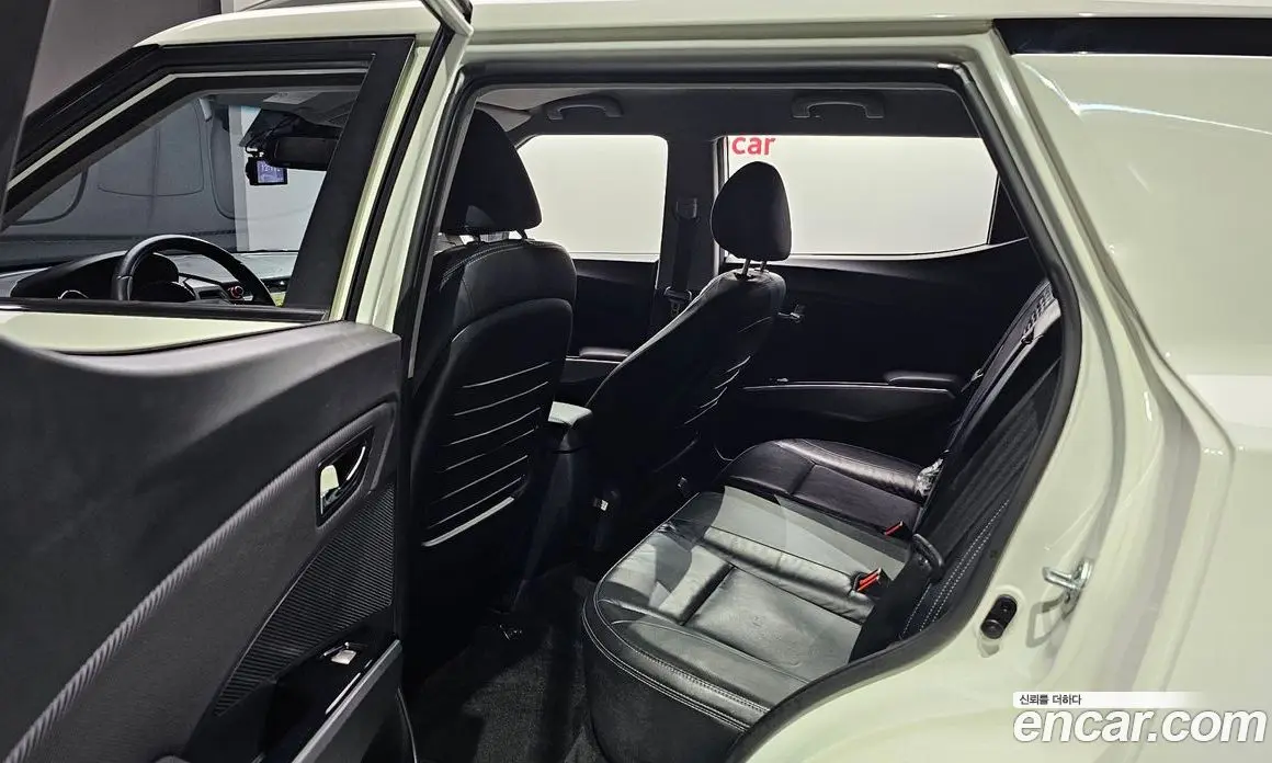 SsangYong TIBOLI 2019 1.6 автомат (гидро), фото 17