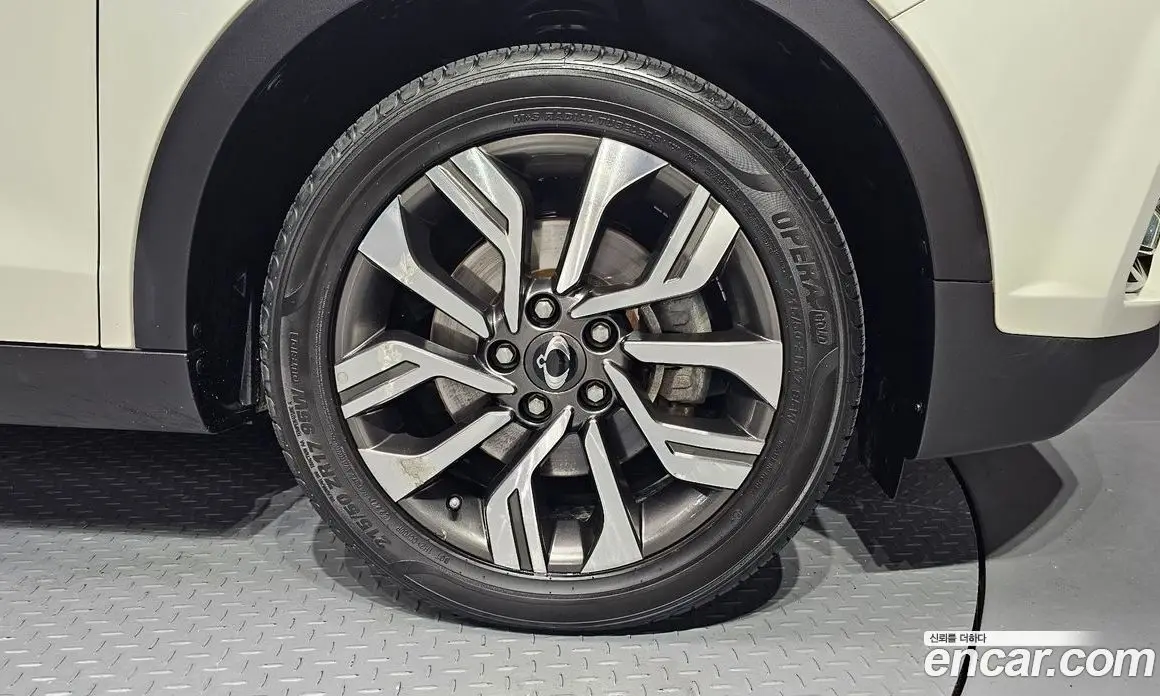 SsangYong TIBOLI 2019 1.6 автомат (гидро), фото 5