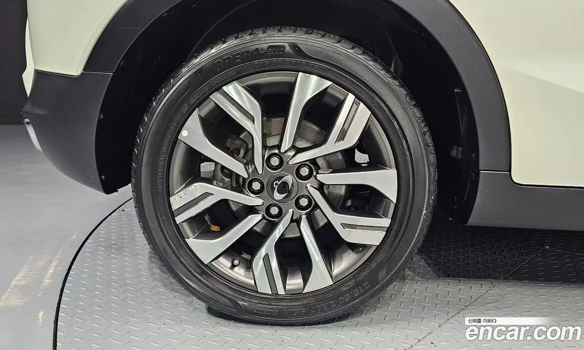 SsangYong TIBOLI 2019 1.6 автомат (гидро), фото 7