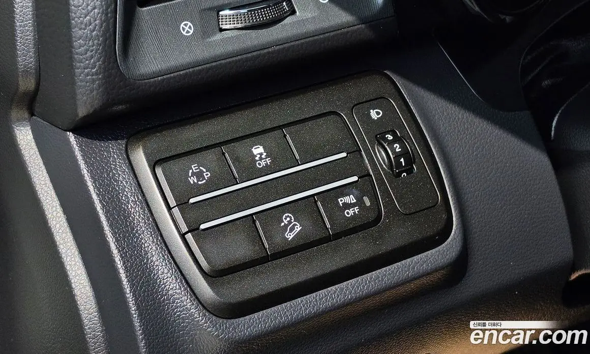 SsangYong TIBOLI 2019 1.6 автомат (гидро), фото 16