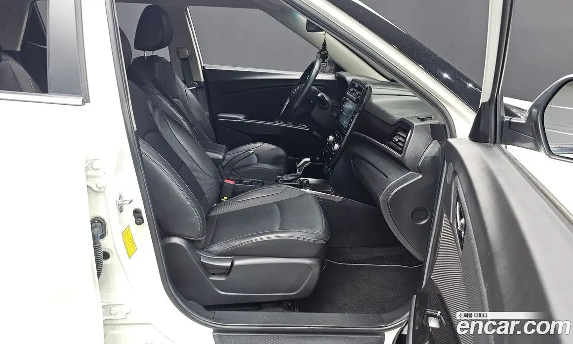 SsangYong TIBOLI 2022 1.5 автомат (гидро), фото 16