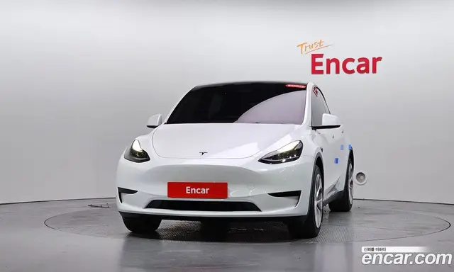 Tesla Model Y 2024 0.2 автомат (гидро), миниатюра 2