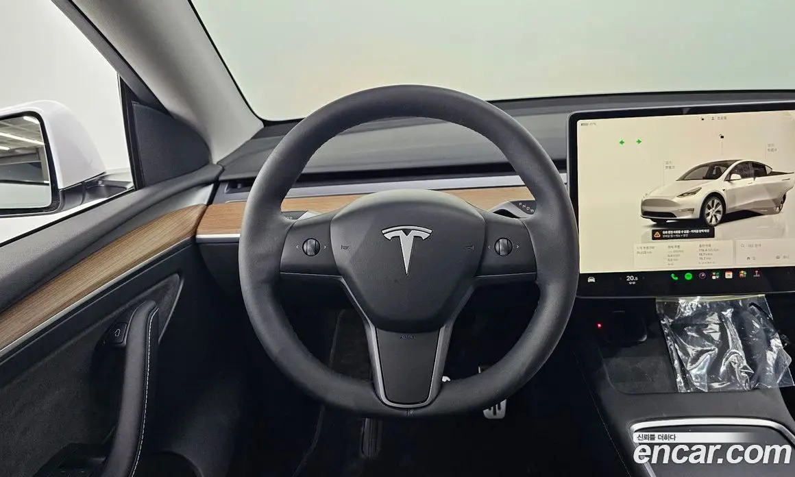 Tesla Model Y 2024 0.2 автомат (гидро), фото 19