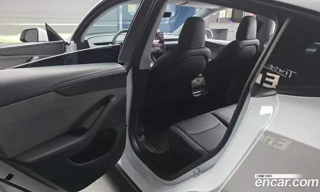 Tesla Model Y 2025 0.2 автомат (гидро), миниатюра 11