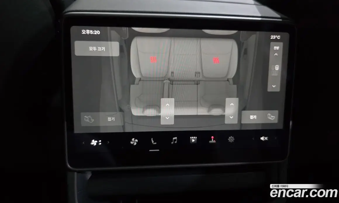 Tesla Model Y 2025 0.2 автомат (гидро), фото 19
