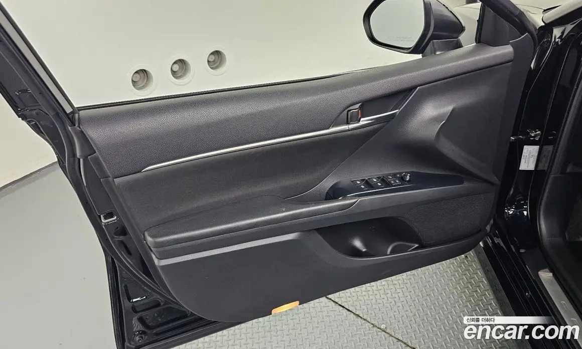 Toyota Camry 2019 2.5 автомат (гидро), фото 14