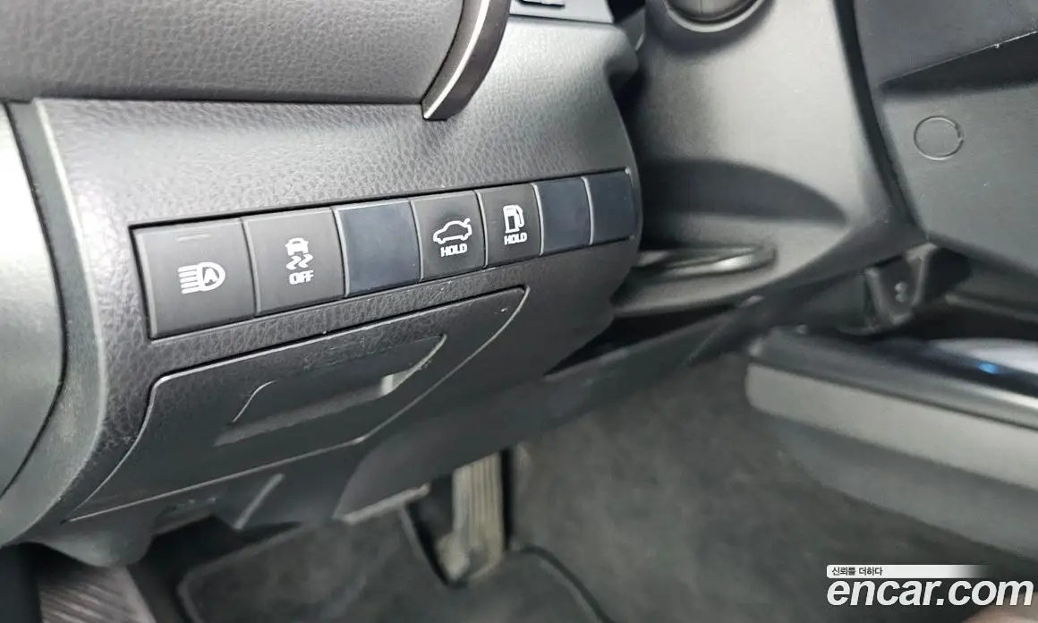 Toyota Camry 2019 2.5 автомат (гидро), фото 26