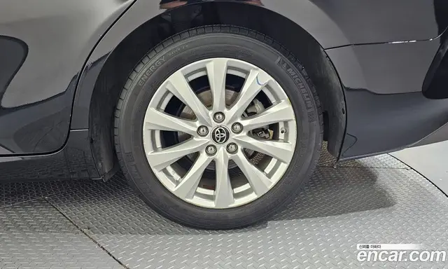 Toyota Camry 2019 2.5 автомат (гидро), миниатюра 7