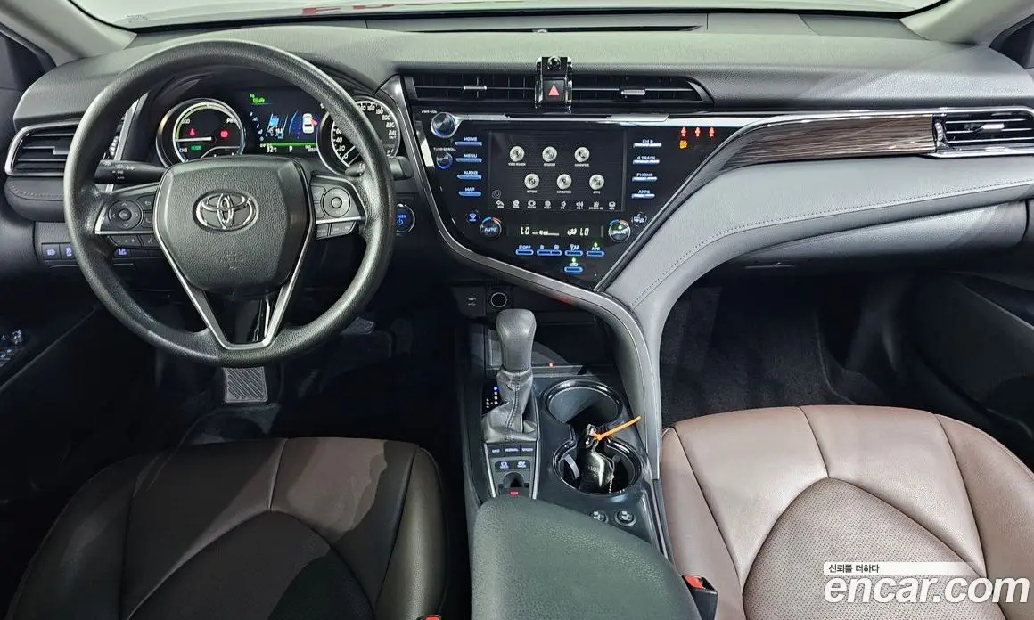 Toyota Camry 2019 2.5 автомат (гидро), фото 10