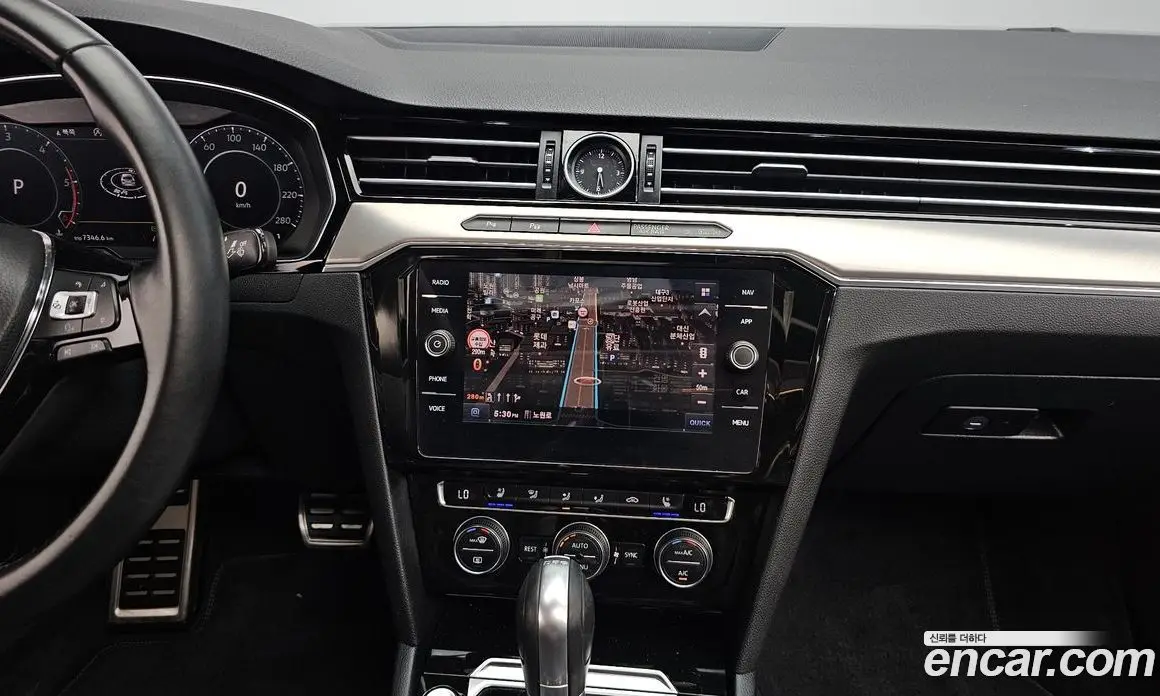 Volkswagen Arteon 2018 2.0 автомат (гидро), фото 16