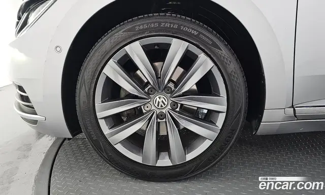 Volkswagen Arteon 2018 2.0 автомат (гидро), миниатюра 5