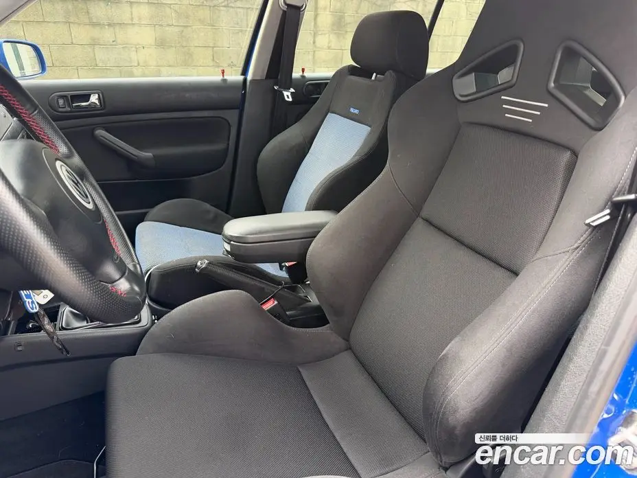 Volkswagen Golf 2000 1.8 механика, фото 14