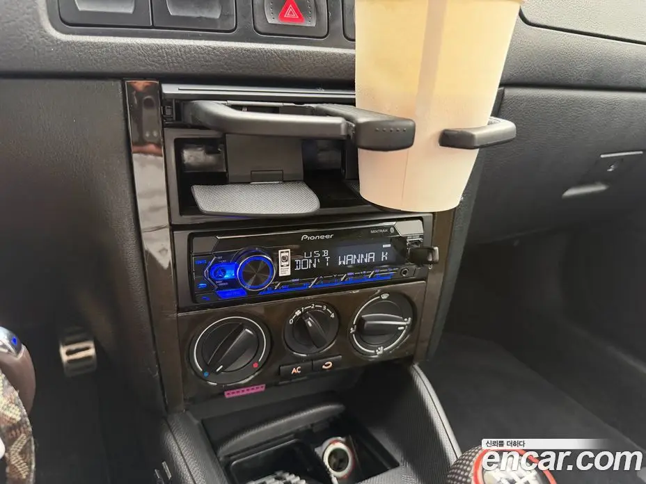 Volkswagen Golf 2000 1.8 механика, фото 18