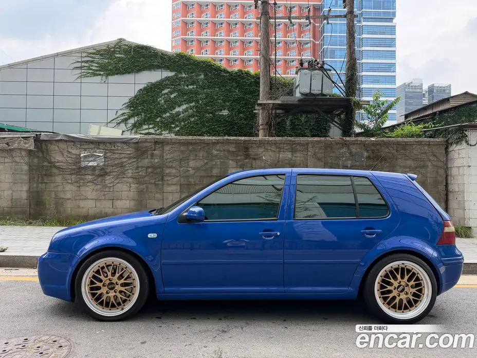 Volkswagen Golf 2000 1.8 механика, фото 3
