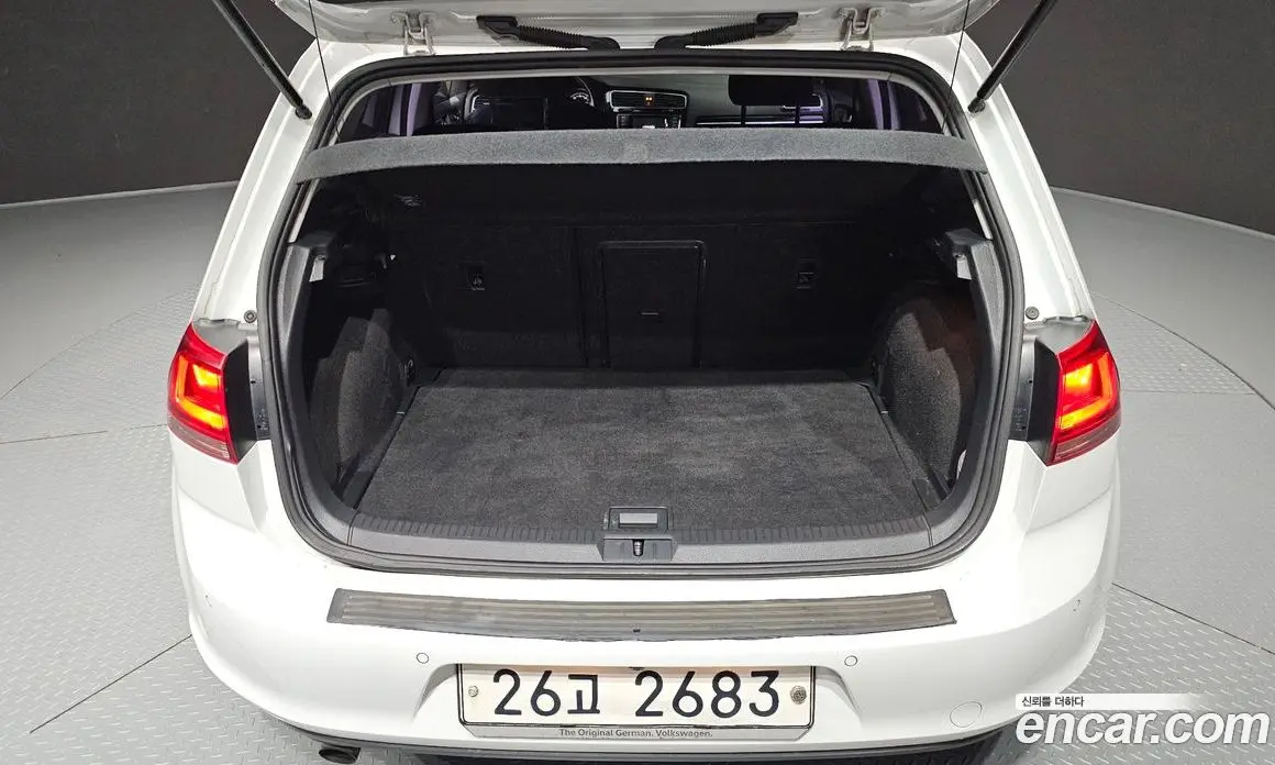 Volkswagen Golf 2014 1.6 автомат (гидро), фото 20
