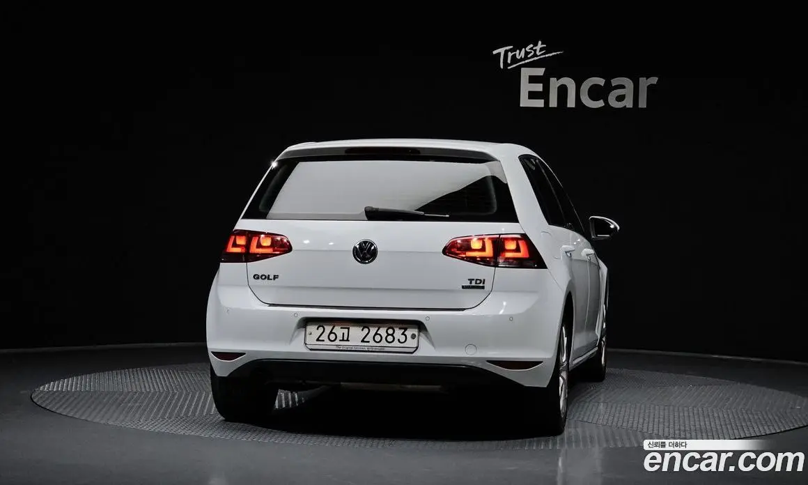Volkswagen Golf 2014 1.6 автомат (гидро), фото 4