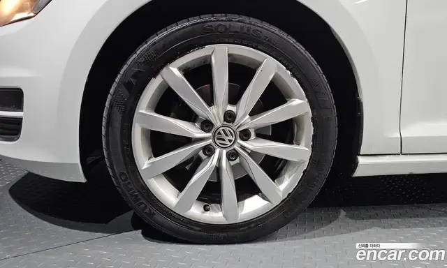 Volkswagen Golf 2014 1.6 автомат (гидро), миниатюра 5