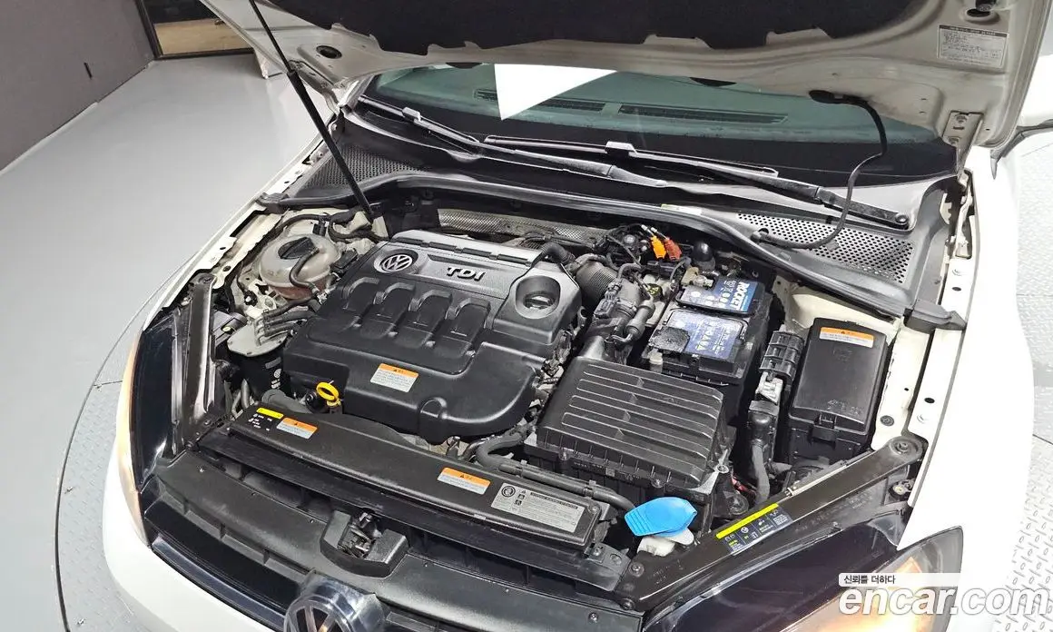 Volkswagen Golf 2014 1.6 автомат (гидро), фото 6