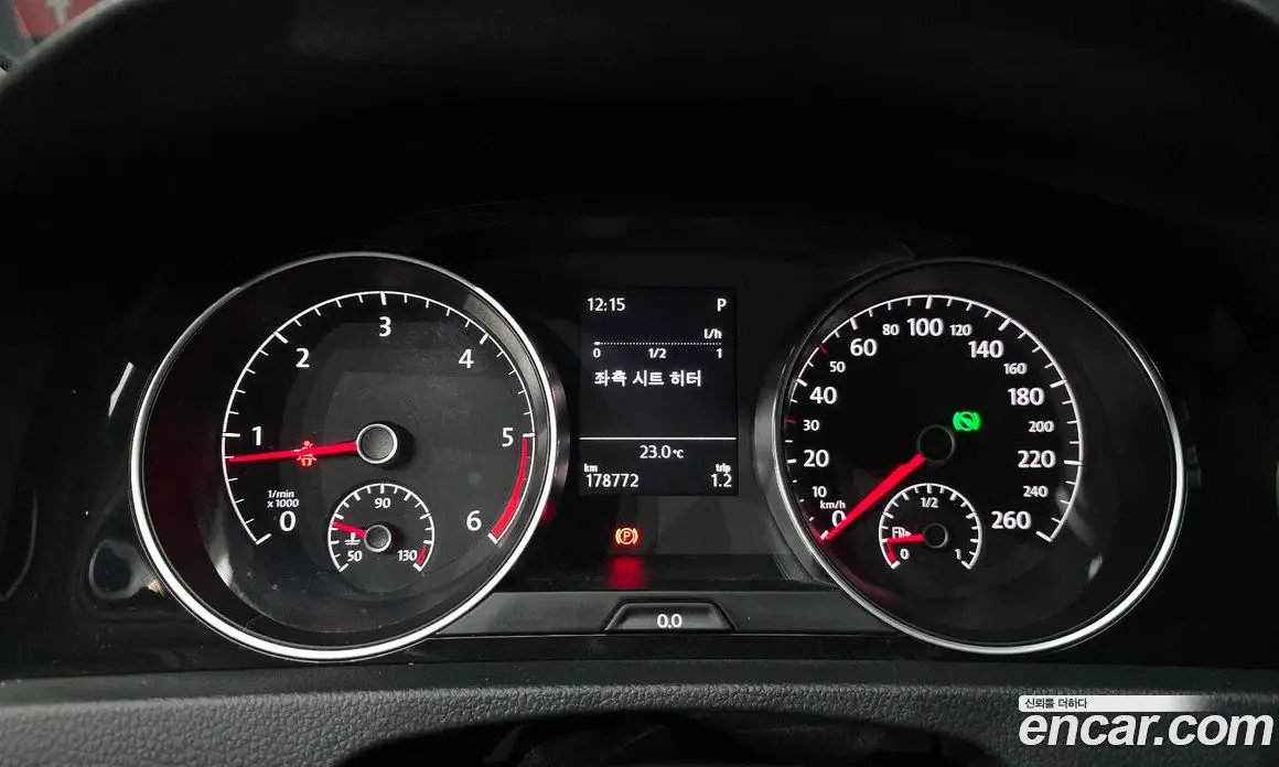 Volkswagen Golf 2014 1.6 автомат (гидро), фото 8