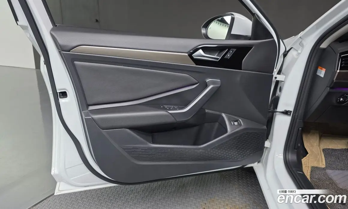 Volkswagen Jetta 2021 1.4 автомат (гидро), фото 14