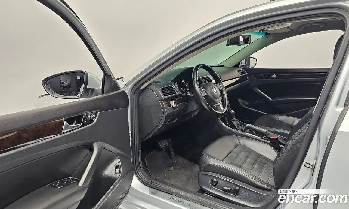 Volkswagen Passat 2014 2.0 автомат (гидро), фото 12