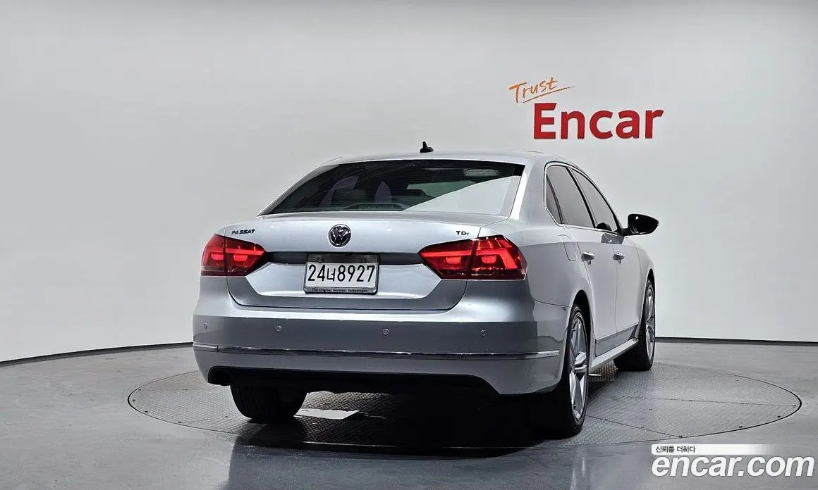 Volkswagen Passat 2014 2.0 автомат (гидро), фото 3