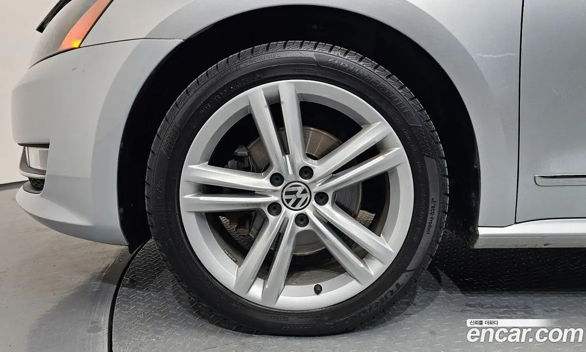 Volkswagen Passat 2014 2.0 автомат (гидро), фото 4
