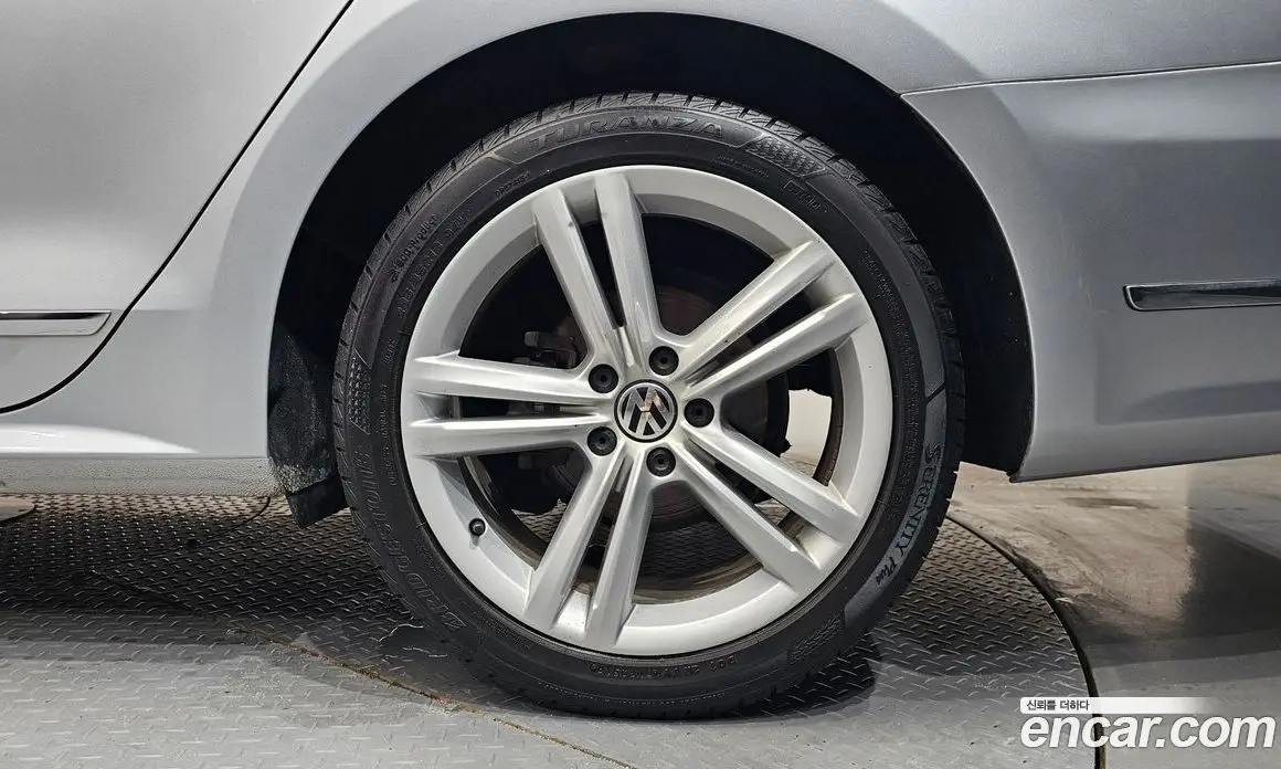 Volkswagen Passat 2014 2.0 автомат (гидро), фото 6