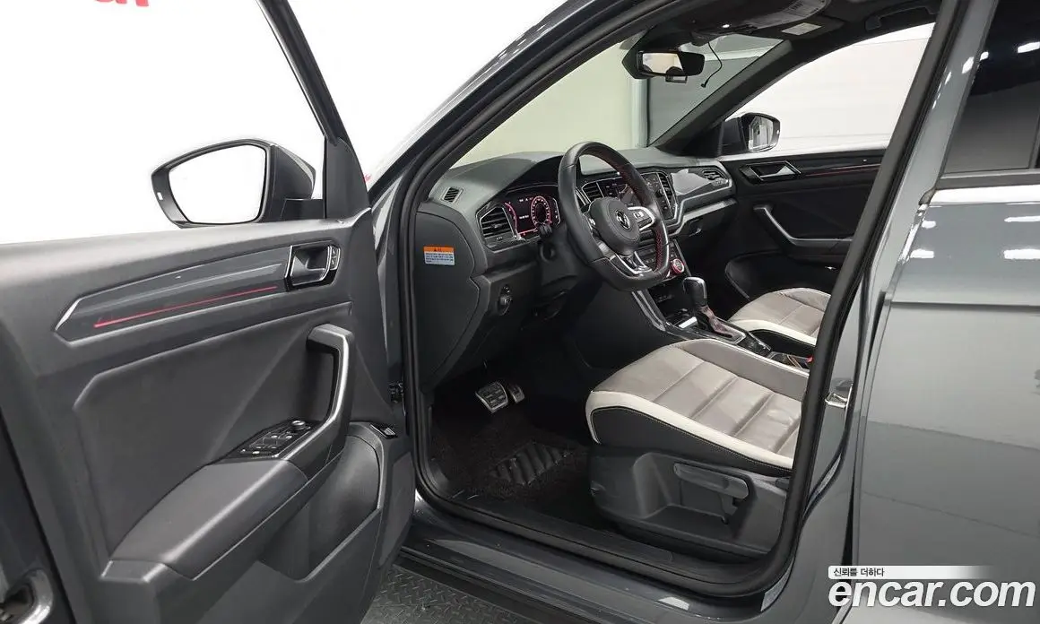 Volkswagen T-Roc 2021 2.0 автомат (гидро), фото 12