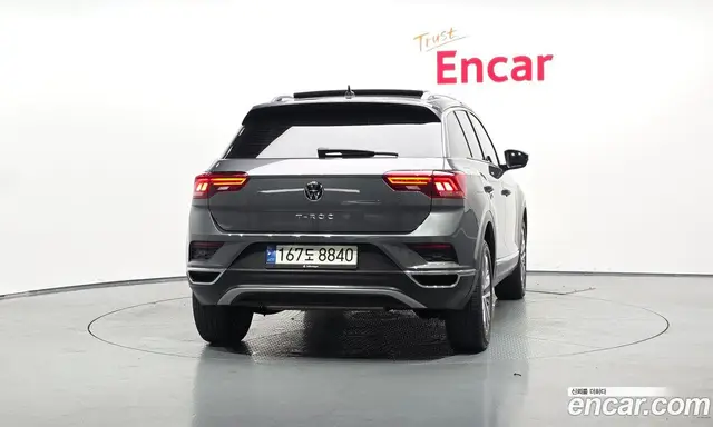 Volkswagen T-Roc 2021 2.0 автомат (гидро), миниатюра 3