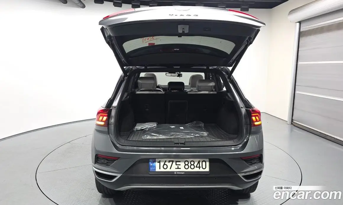 Volkswagen T-Roc 2021 2.0 автомат (гидро), фото 25
