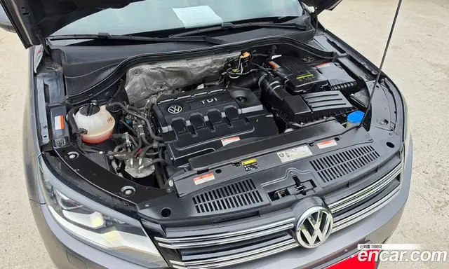 Volkswagen Tiguan 2015 2.0 автомат (гидро), миниатюра 6