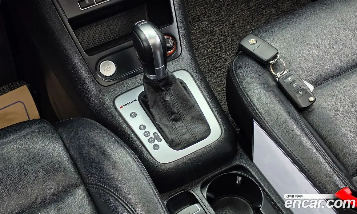 Volkswagen Tiguan 2015 2.0 автомат (гидро), фото 9